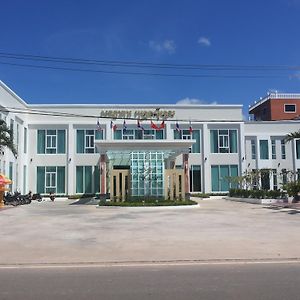 Grand Seagull Hotel